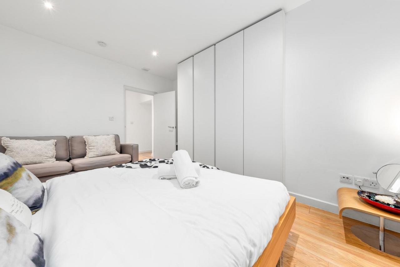 3-Bedroom Flat In London Sleeps 14 Hy1 المظهر الخارجي الصورة