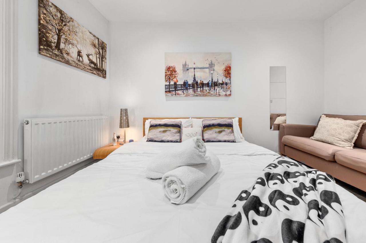 3-Bedroom Flat In London Sleeps 14 Hy1 المظهر الخارجي الصورة