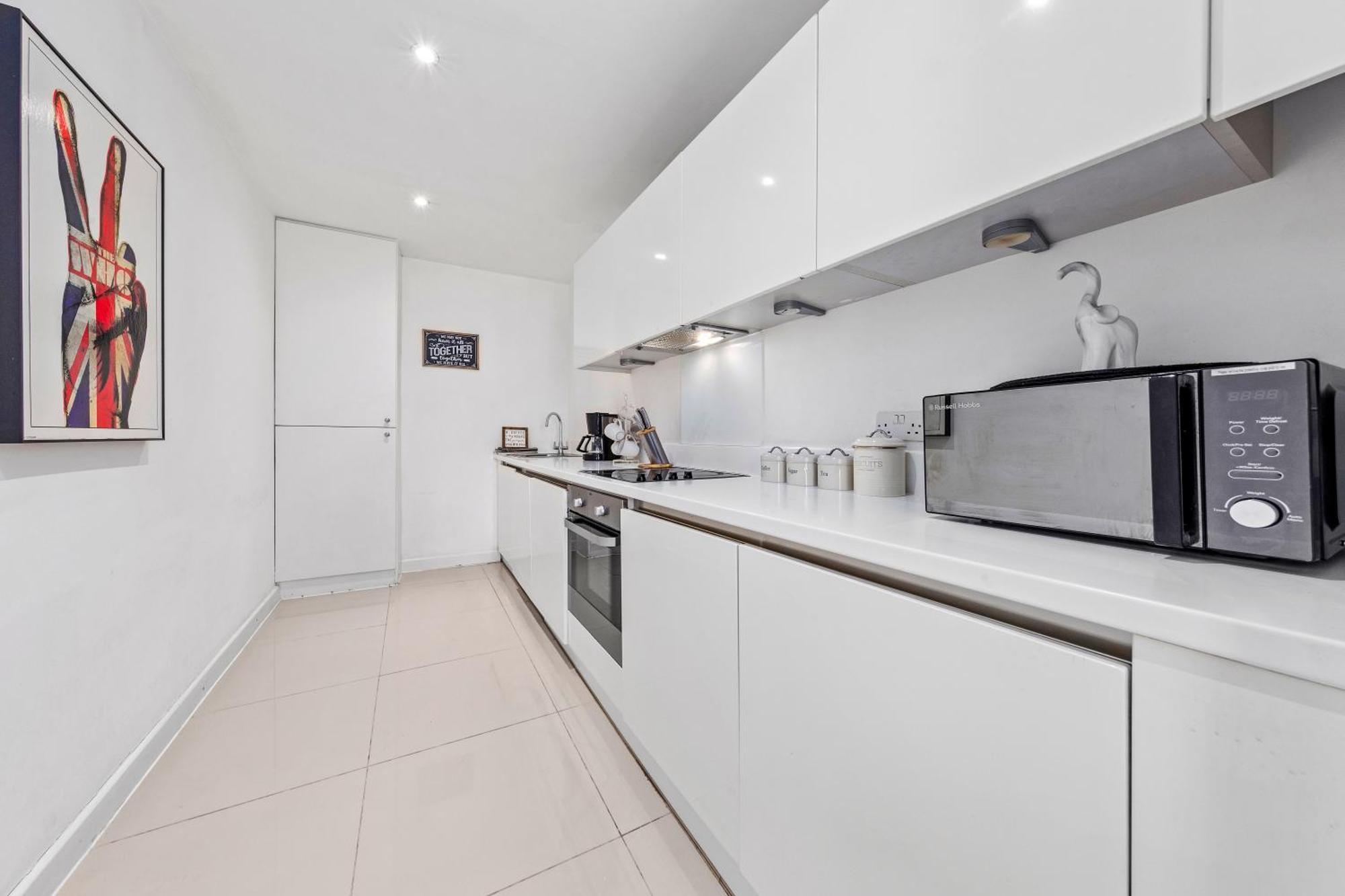 3-Bedroom Flat In London Sleeps 14 Hy1 المظهر الخارجي الصورة